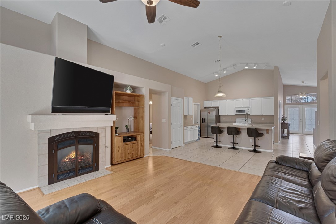 830 Roaring Falls Avenue Property Photo 23