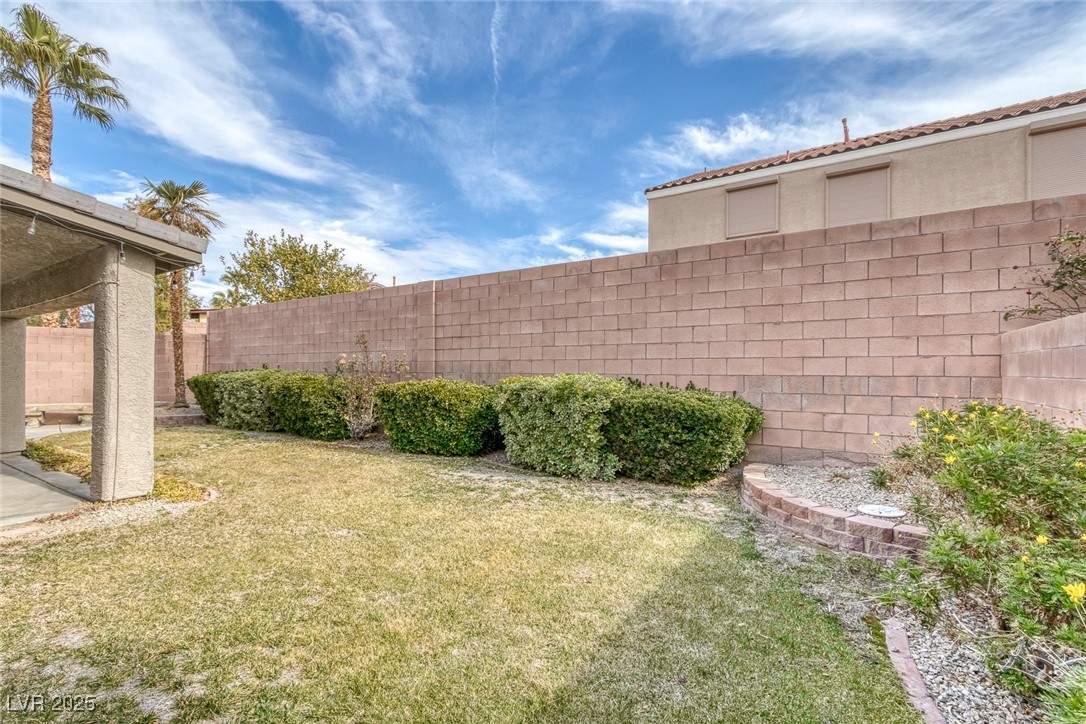 830 Roaring Falls Avenue Property Photo 39