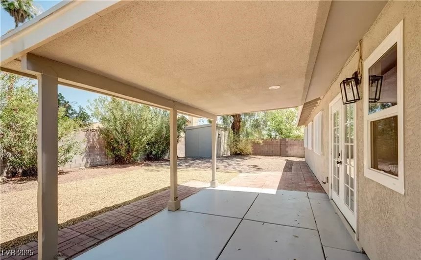 3904 Stormcrest Drive Property Photo 17