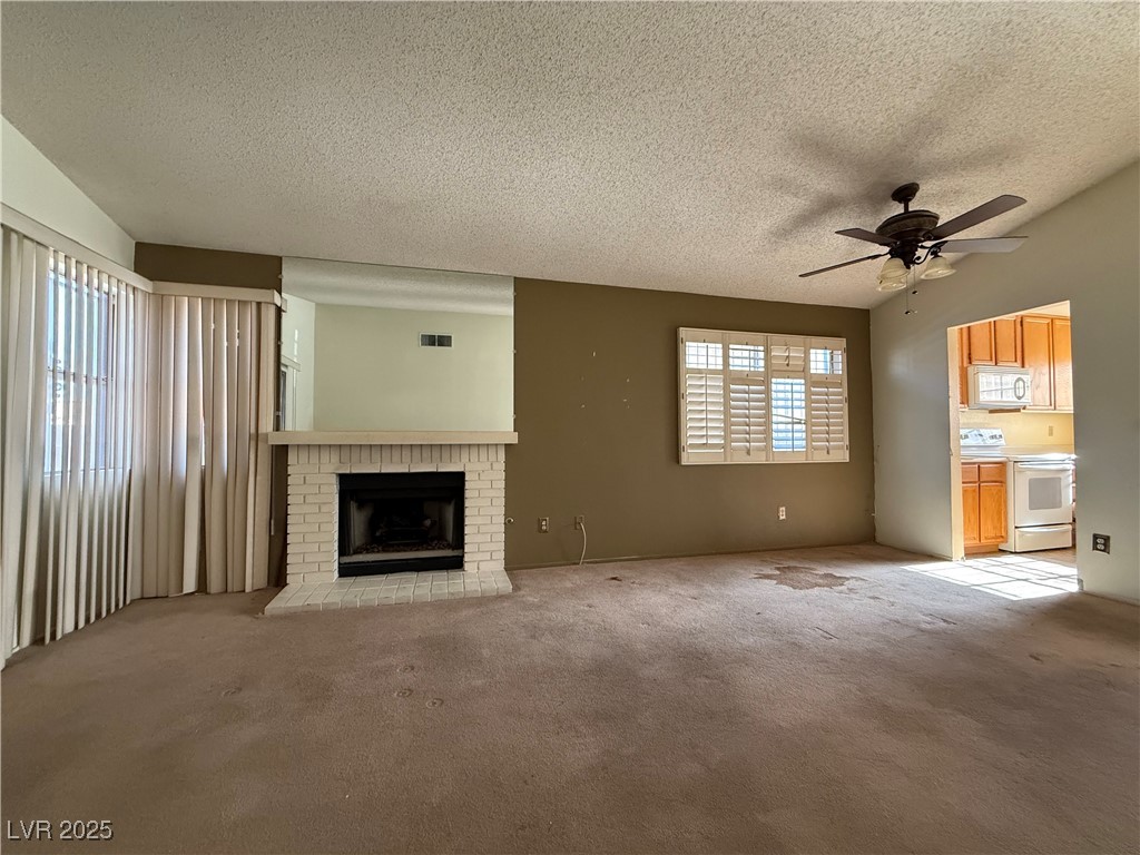 7588 Kalmalii Avenue Property Photo 3
