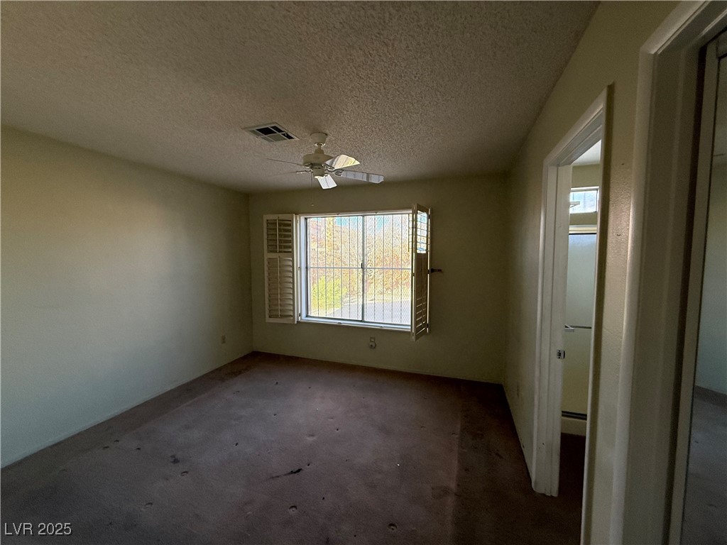 7588 Kalmalii Avenue Property Photo 14