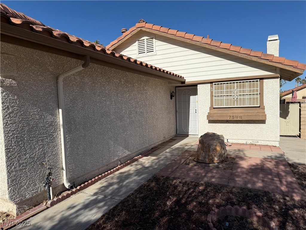 7588 Kalmalii Avenue Property Photo 23