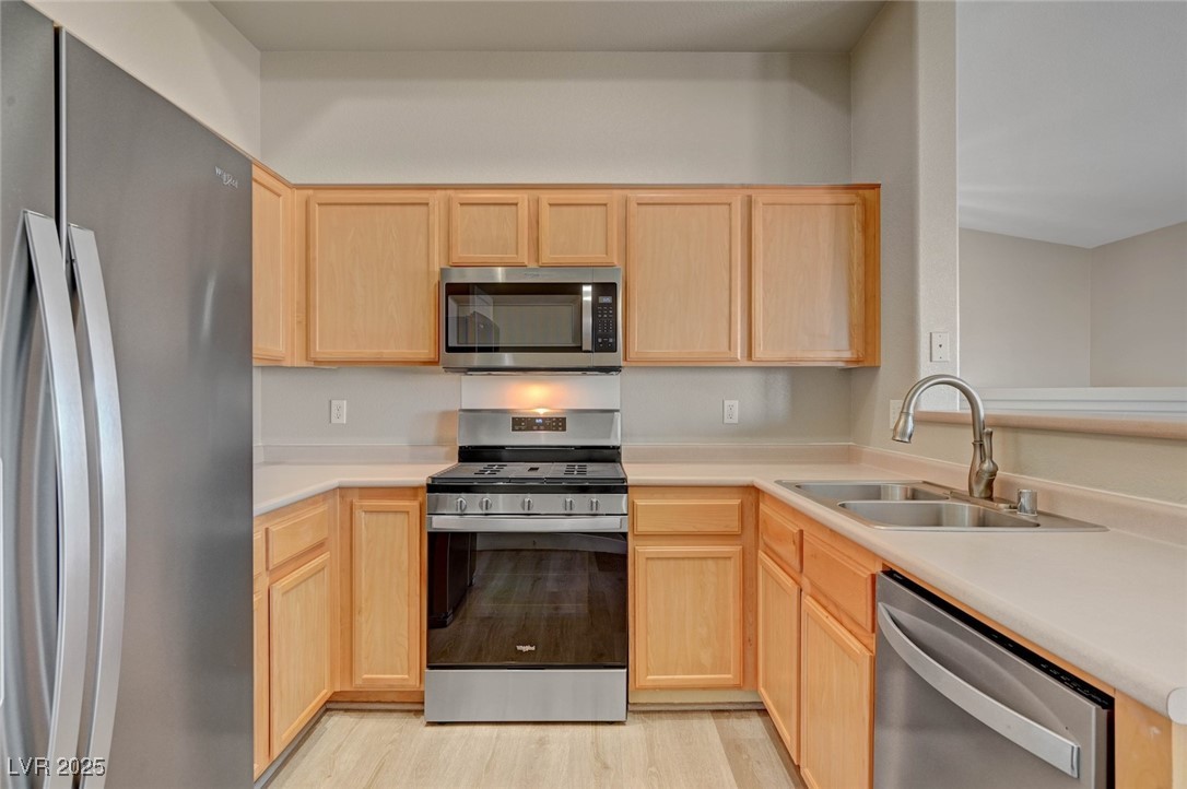 3574 Desert Cliff Street 203 Property Photo 16