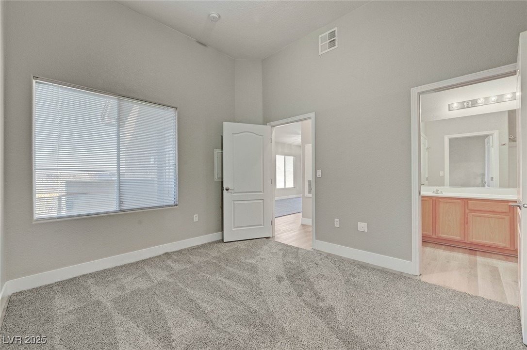3574 Desert Cliff Street 203 Property Photo 35