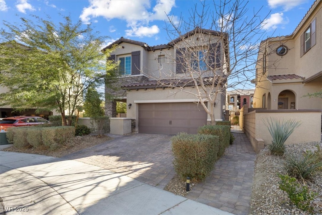 9661 Canyon Landing Avenue Property Photo 2