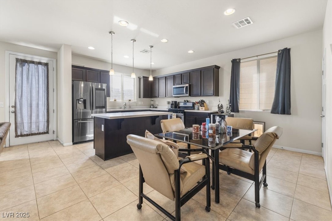 9661 Canyon Landing Avenue Property Photo 8