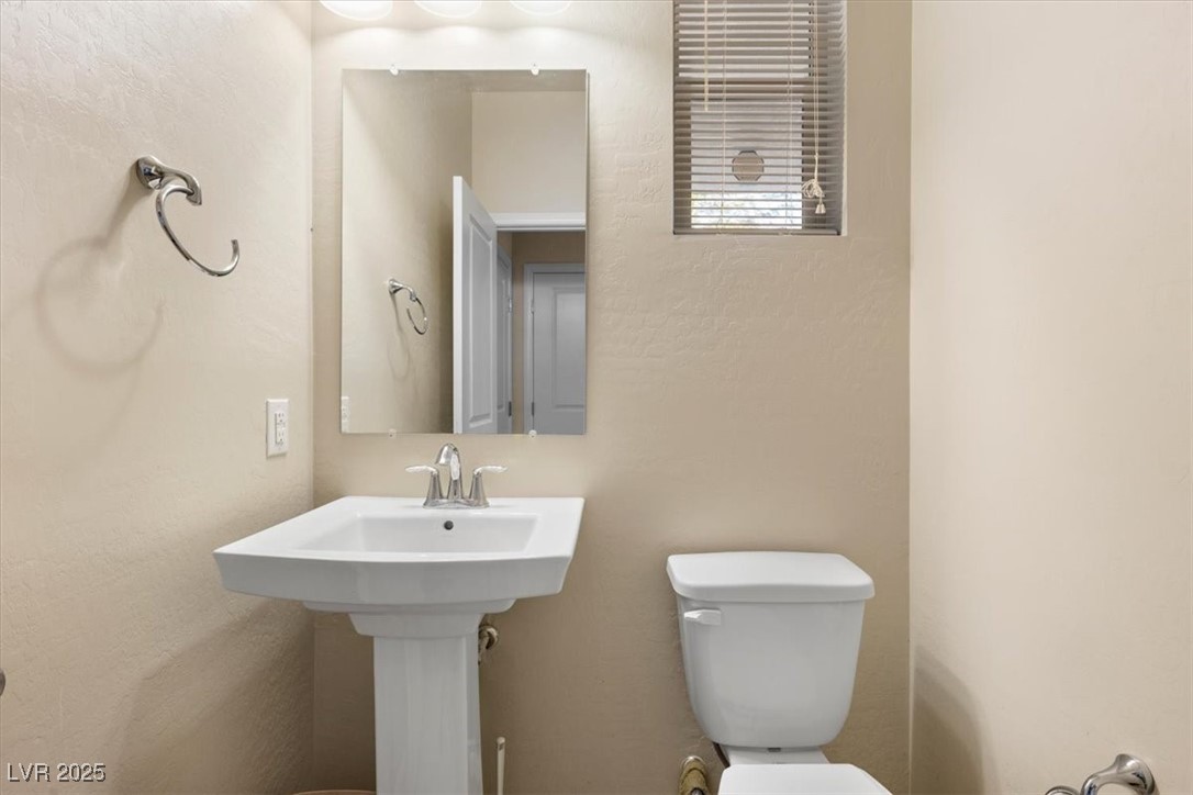 9661 Canyon Landing Avenue Property Photo 15