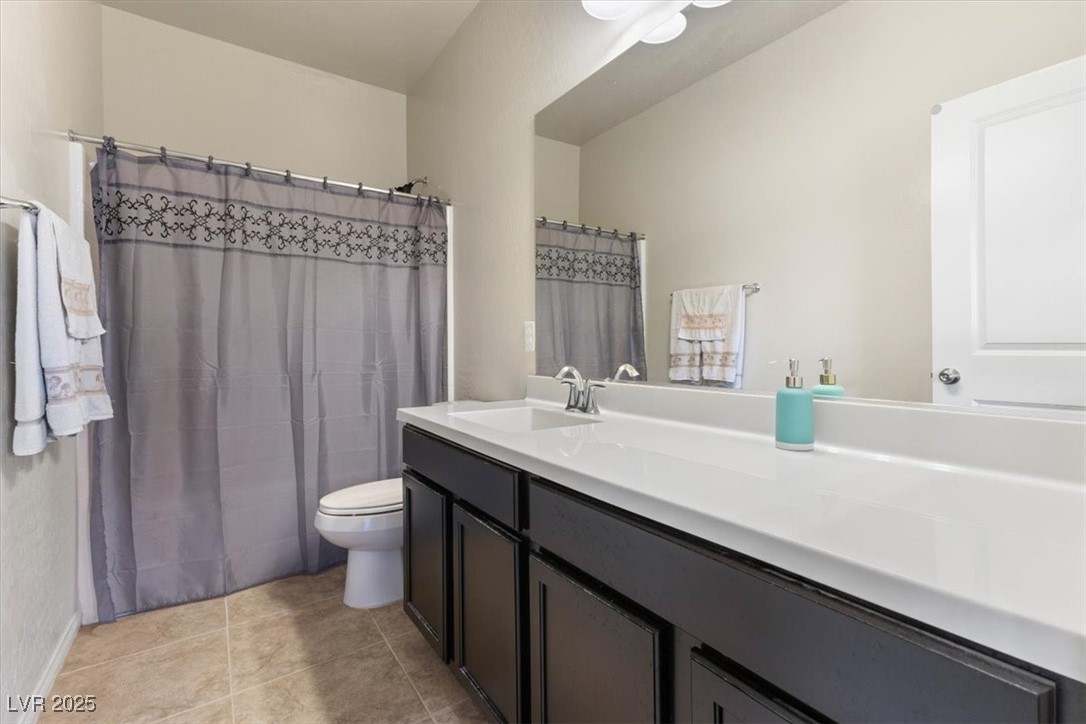 9661 Canyon Landing Avenue Property Photo 18