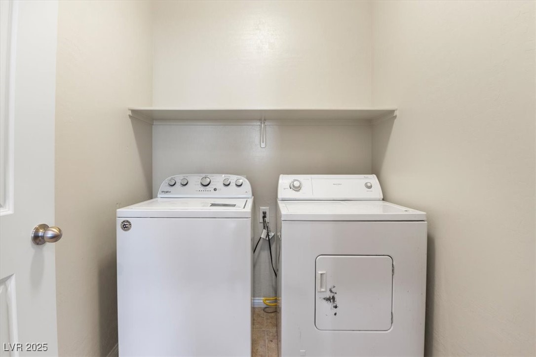 9661 Canyon Landing Avenue Property Photo 19