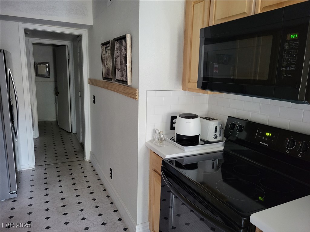 4537 Buena Vista Drive Property Photo 7