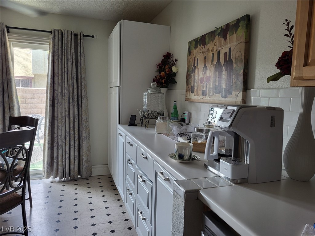 4537 Buena Vista Drive Property Photo 11