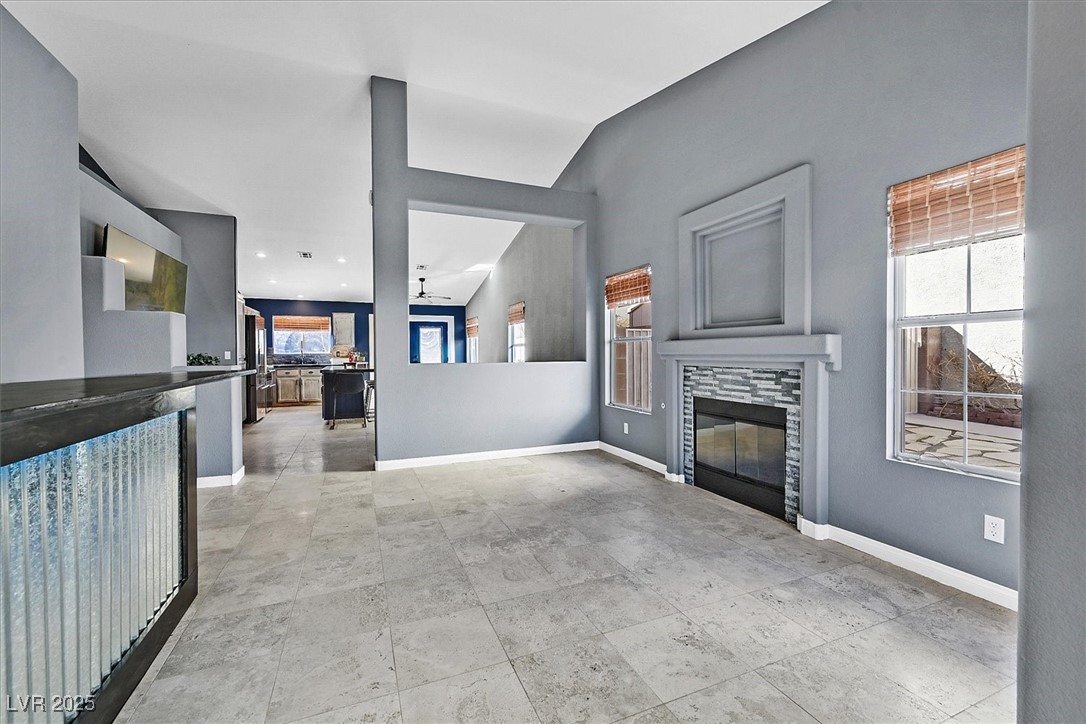 3757 Grand Viewpoint Court Property Photo 4