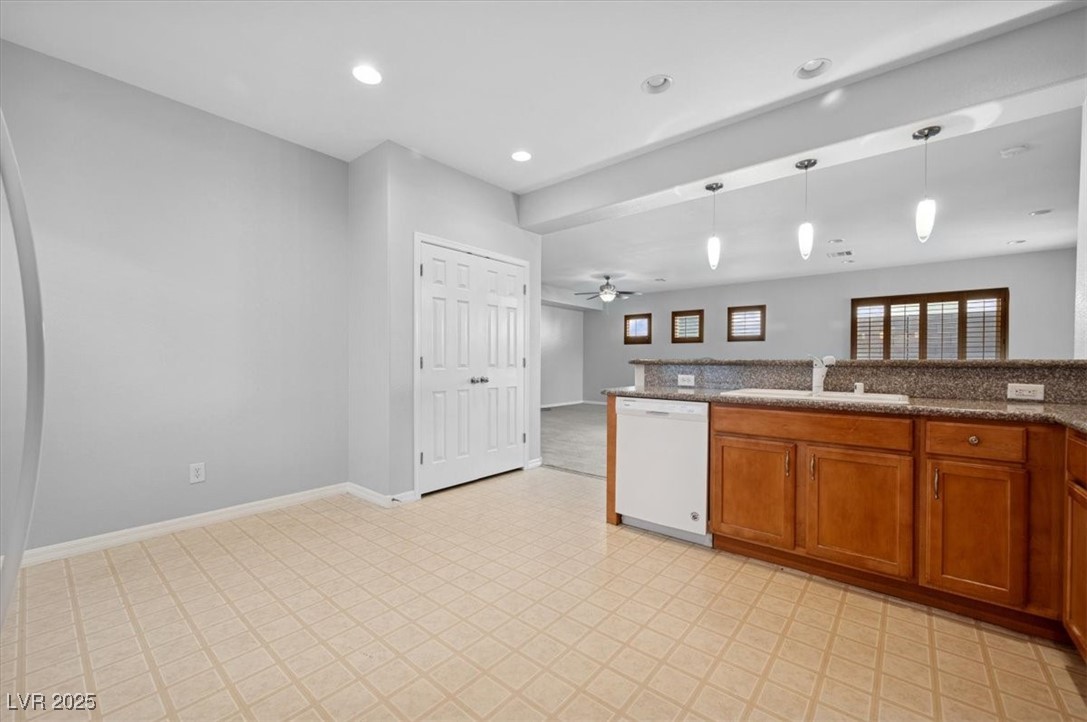 2839 Strathallan Avenue Property Photo 24