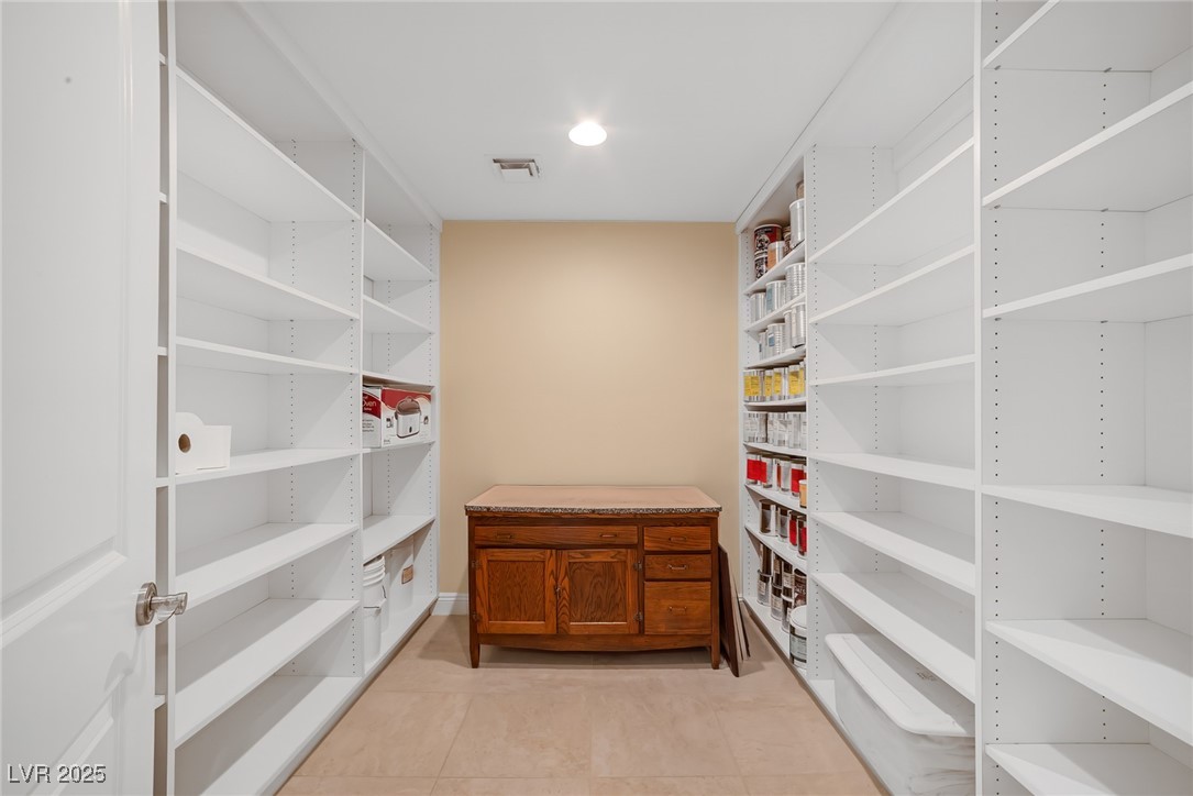250 Tonalea Avenue Property Photo 11