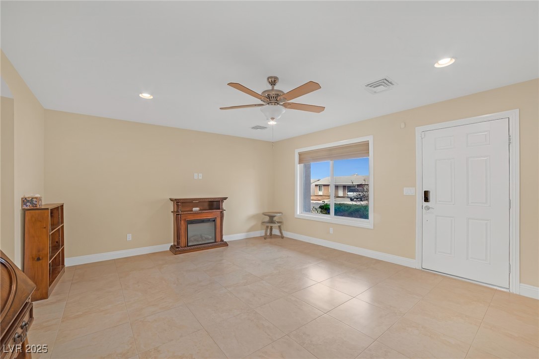 250 Tonalea Avenue Property Photo 14