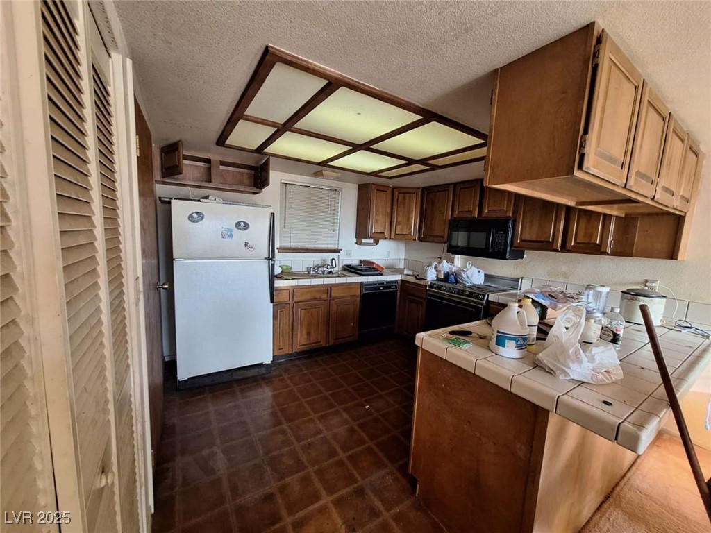 671 Bourbon Street H2 Property Photo 7