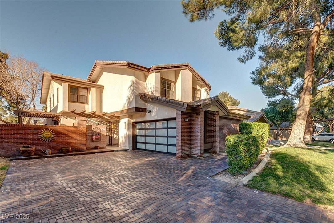 2653895 Property Photo 1