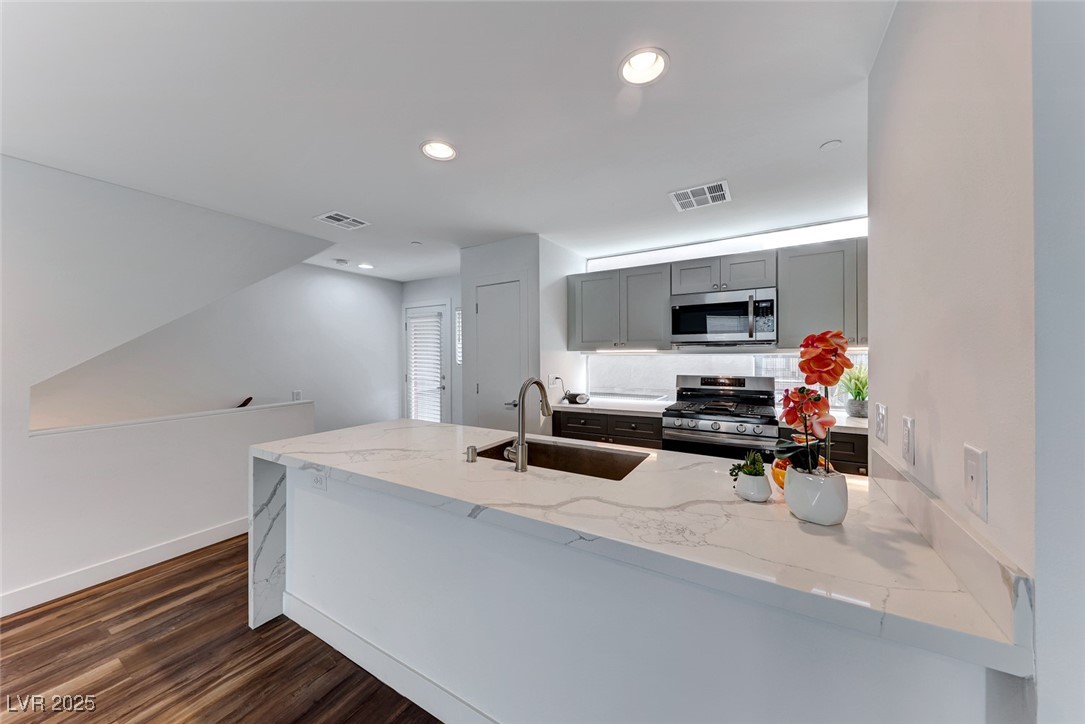 247 Dougram Avenue Property Photo 6
