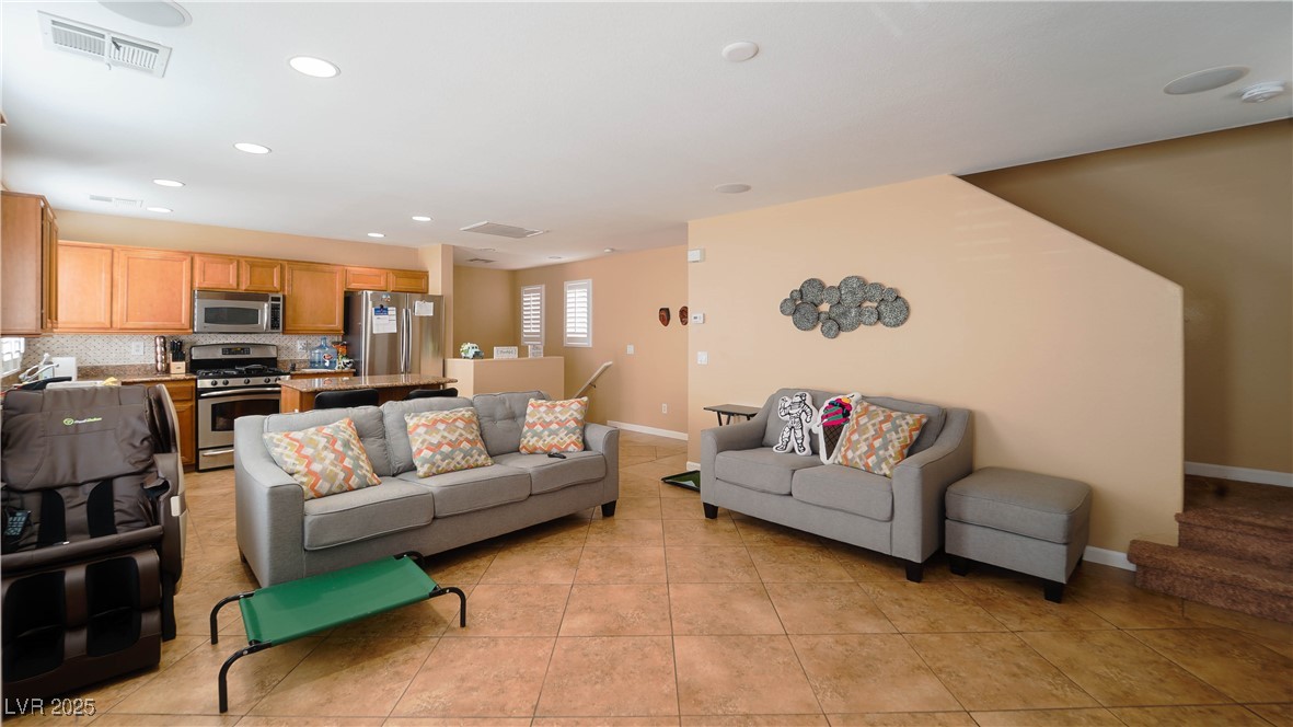1300 Sand Castle Avenue Property Photo 8