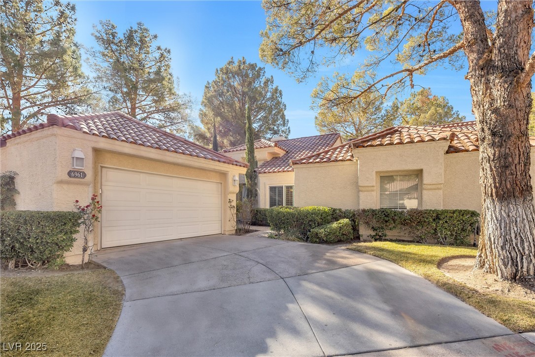 6961 Emerald Springs Lane Property Photo 1