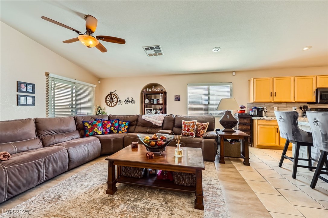 7666 Rainbow Cove Drive Property Photo 14