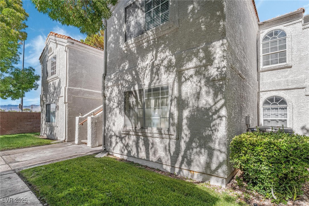 1800 Edmond Street 108 Property Photo 4