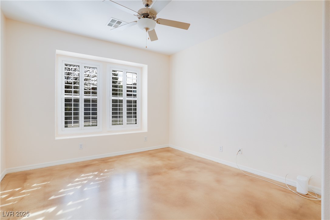 500 Via Stretto Avenue Property Photo 6
