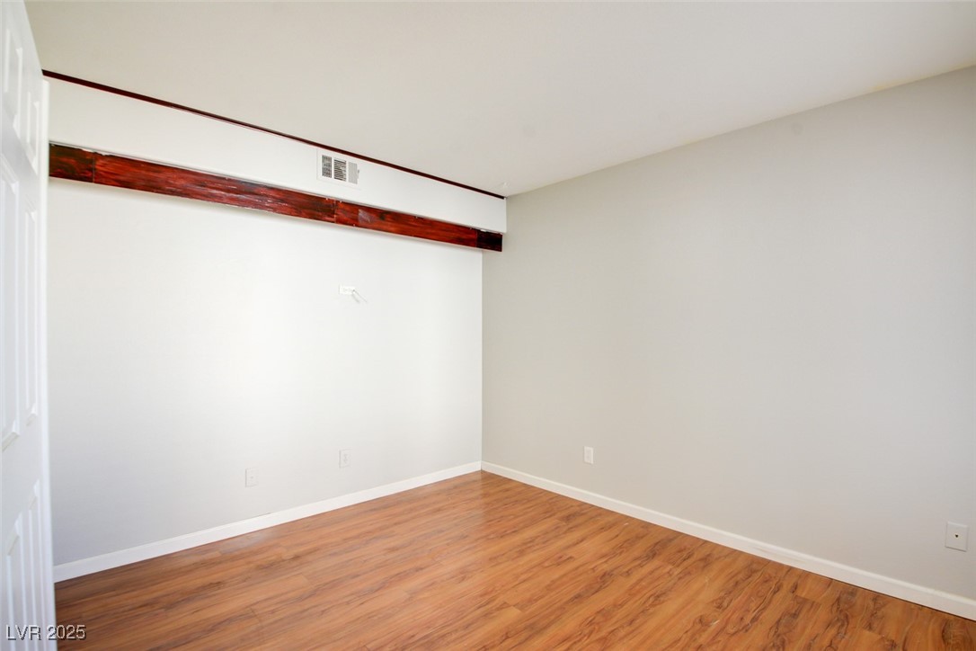 6086 Shadow Oak Drive Property Photo 4