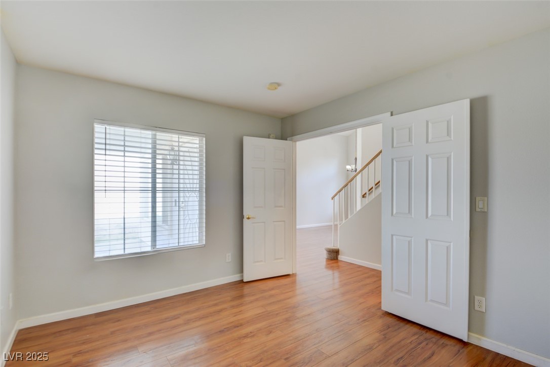 6086 Shadow Oak Drive Property Photo 5