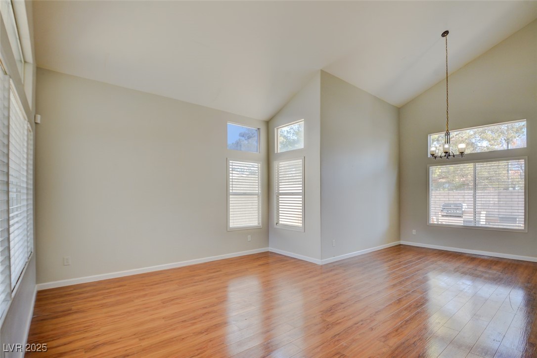 6086 Shadow Oak Drive Property Photo 8