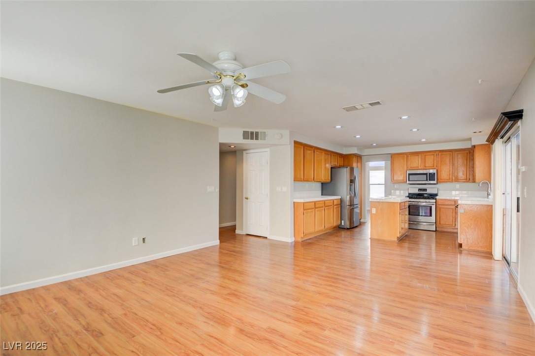 6086 Shadow Oak Drive Property Photo 10