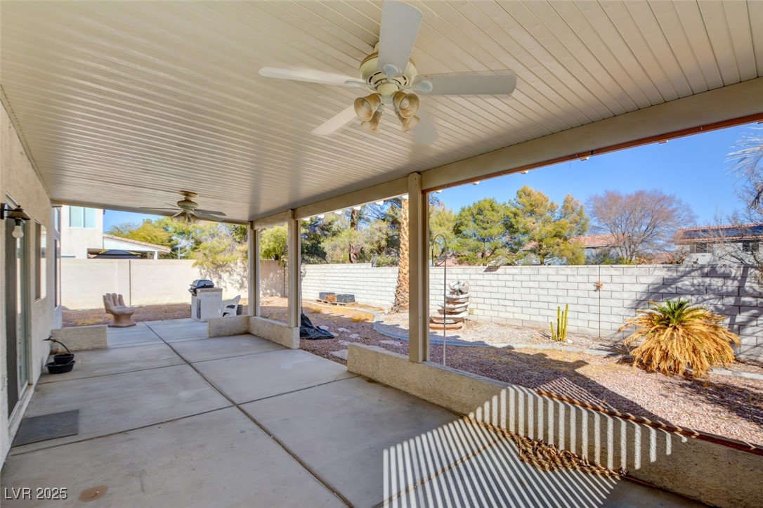 6086 Shadow Oak Drive Property Photo 31