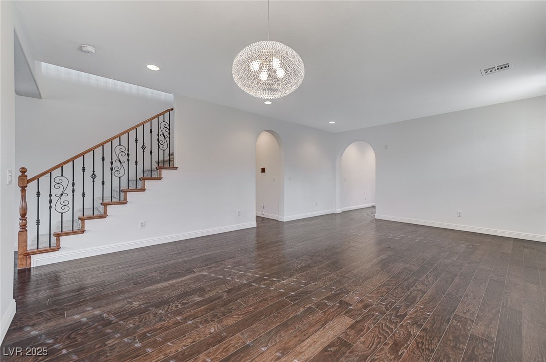 1381 Robard Street Property Photo 10
