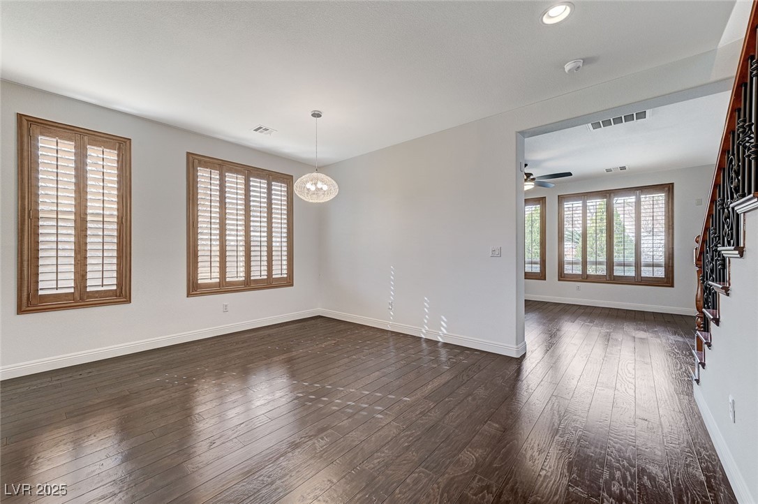 1381 Robard Street Property Photo 11