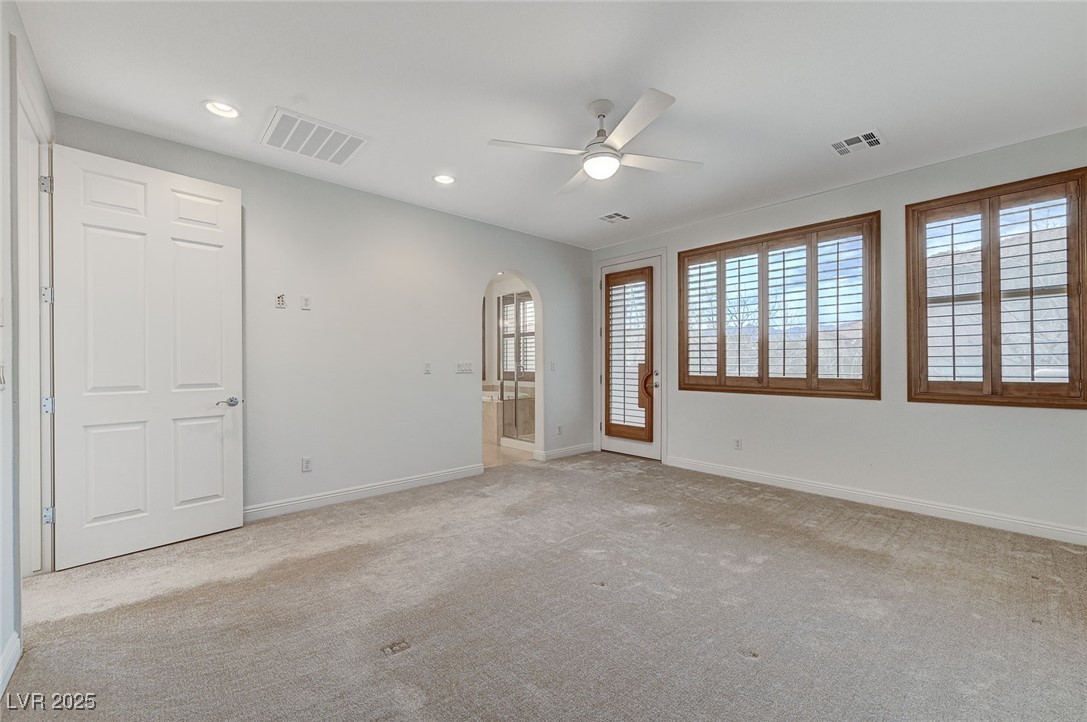 1381 Robard Street Property Photo 40