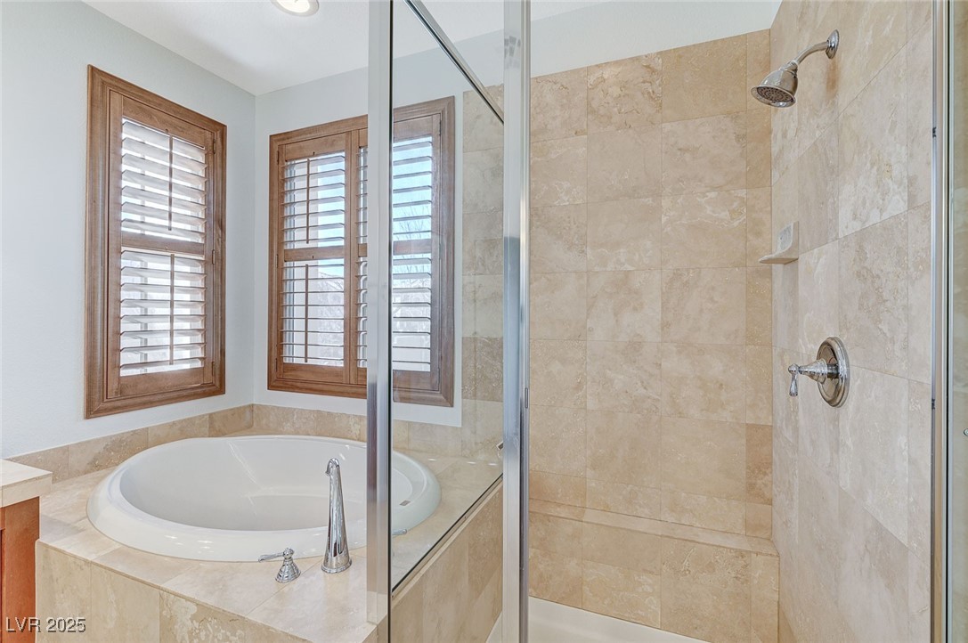 1381 Robard Street Property Photo 45