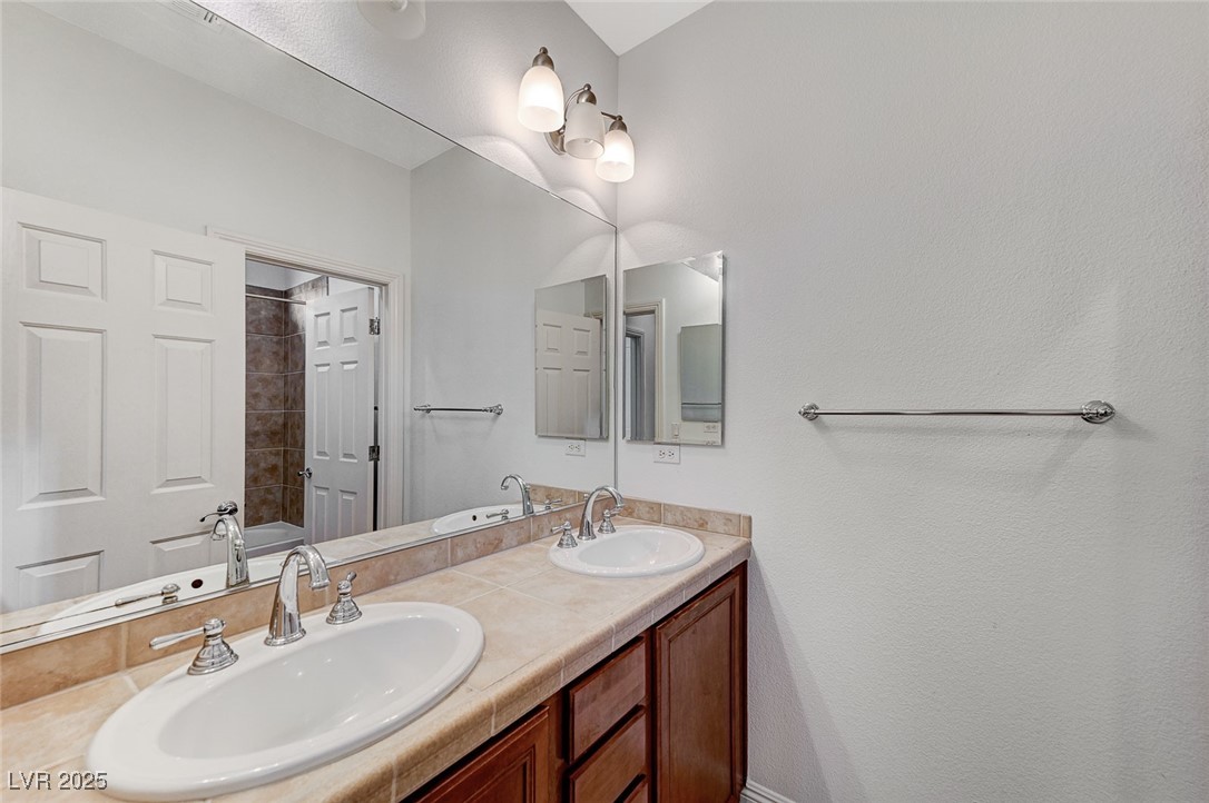1381 Robard Street Property Photo 56