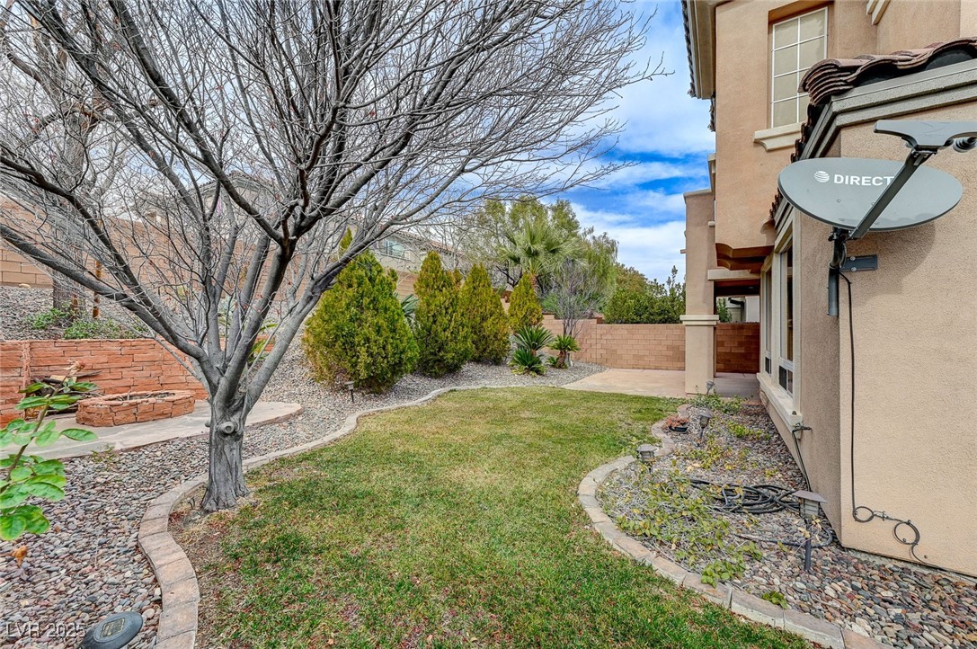 1381 Robard Street Property Photo 74