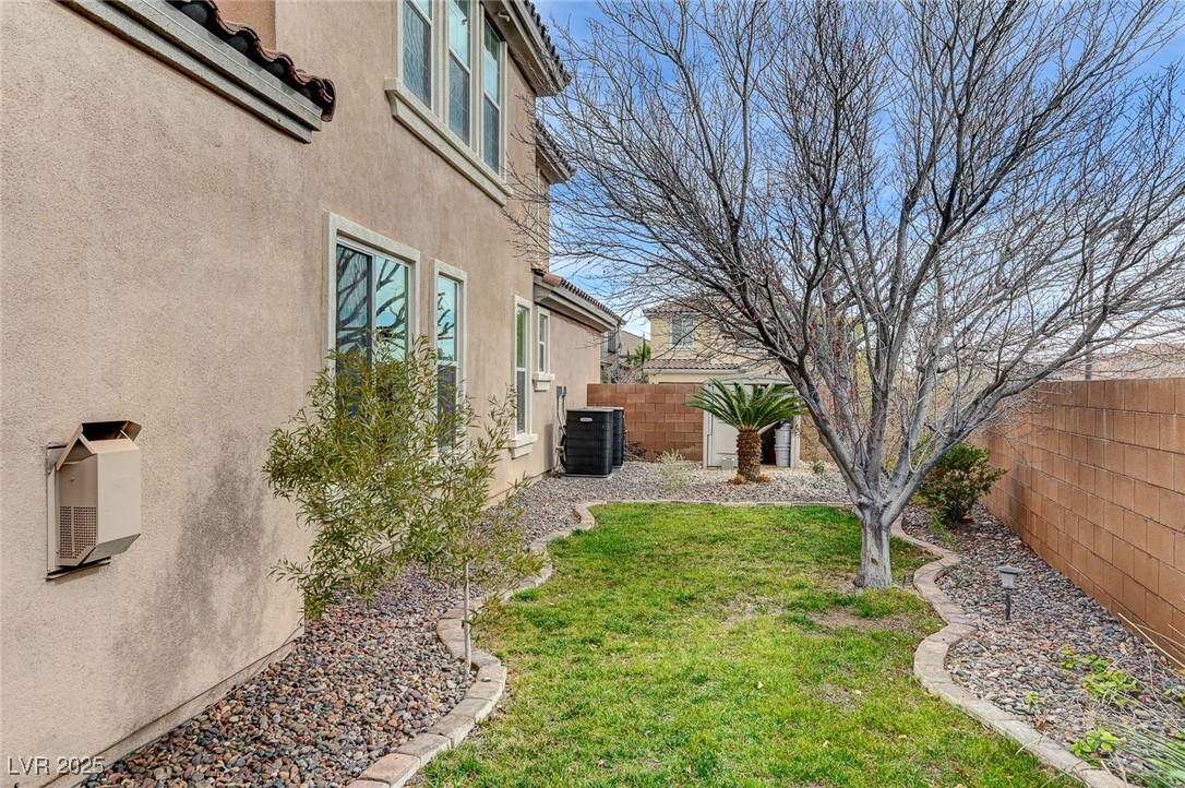 1381 Robard Street Property Photo 76