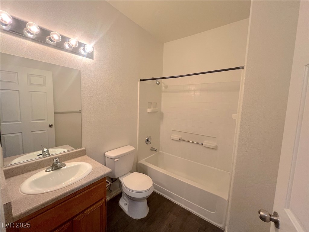 4730 East Craig Road 1170 Property Photo 7