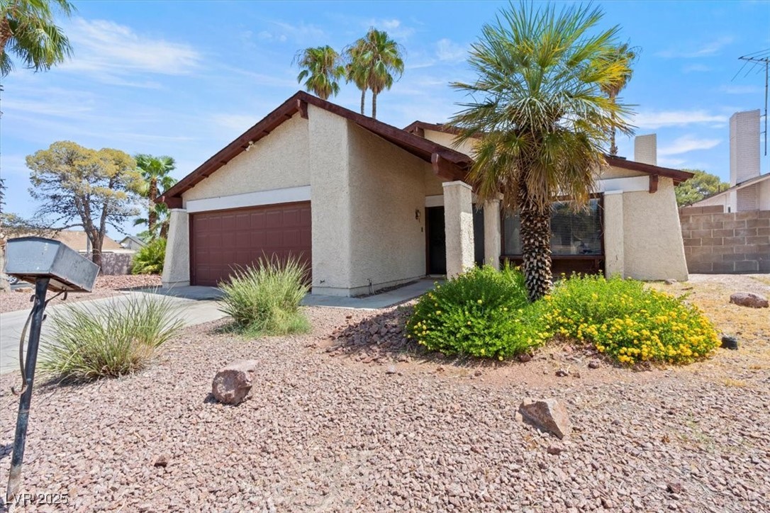 4716 Mountain Valley Road Property Photo 4