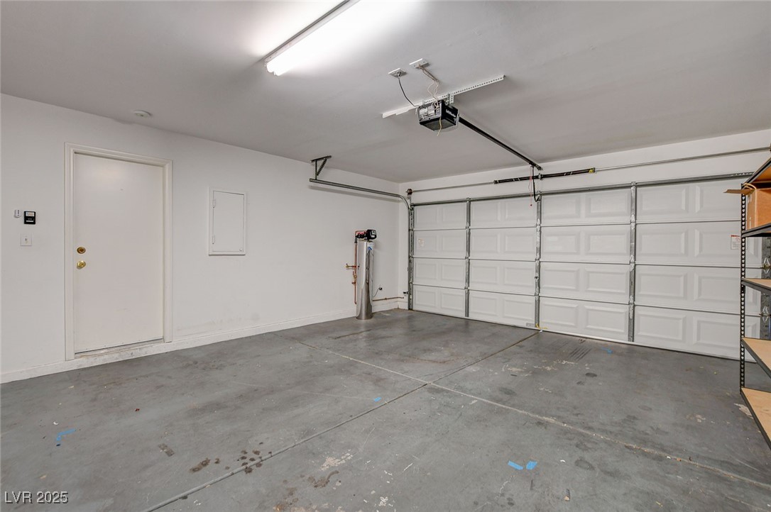 9995 Yellow Canary Avenue Property Photo 32