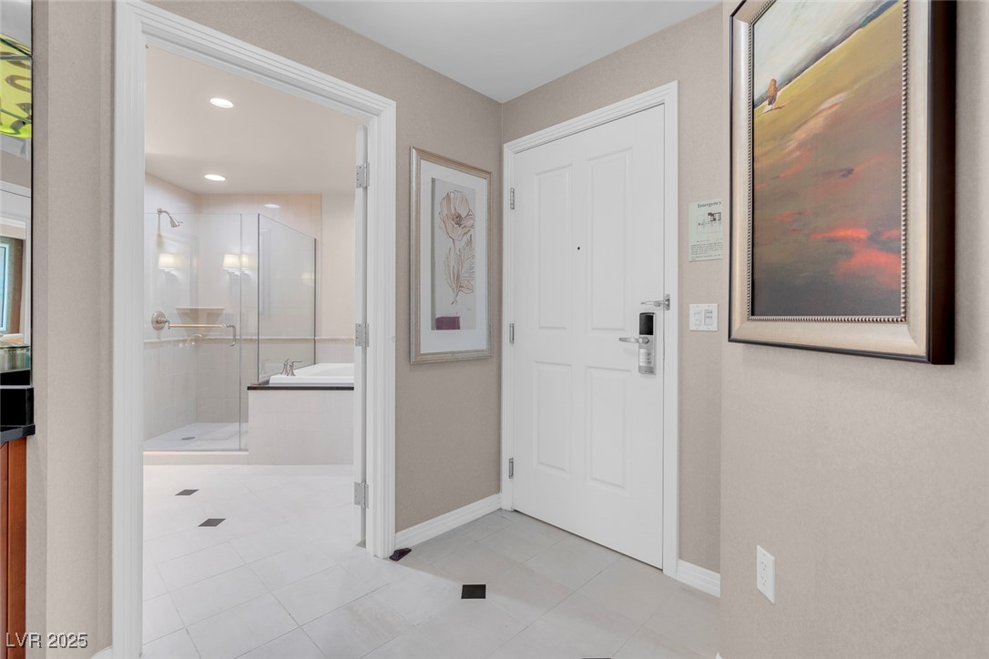 135 East Harmon Avenue 2601&2603 Property Photo 27