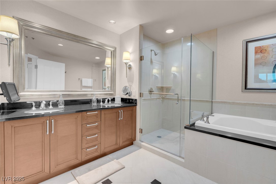 135 East Harmon Avenue 2601&2603 Property Photo 28