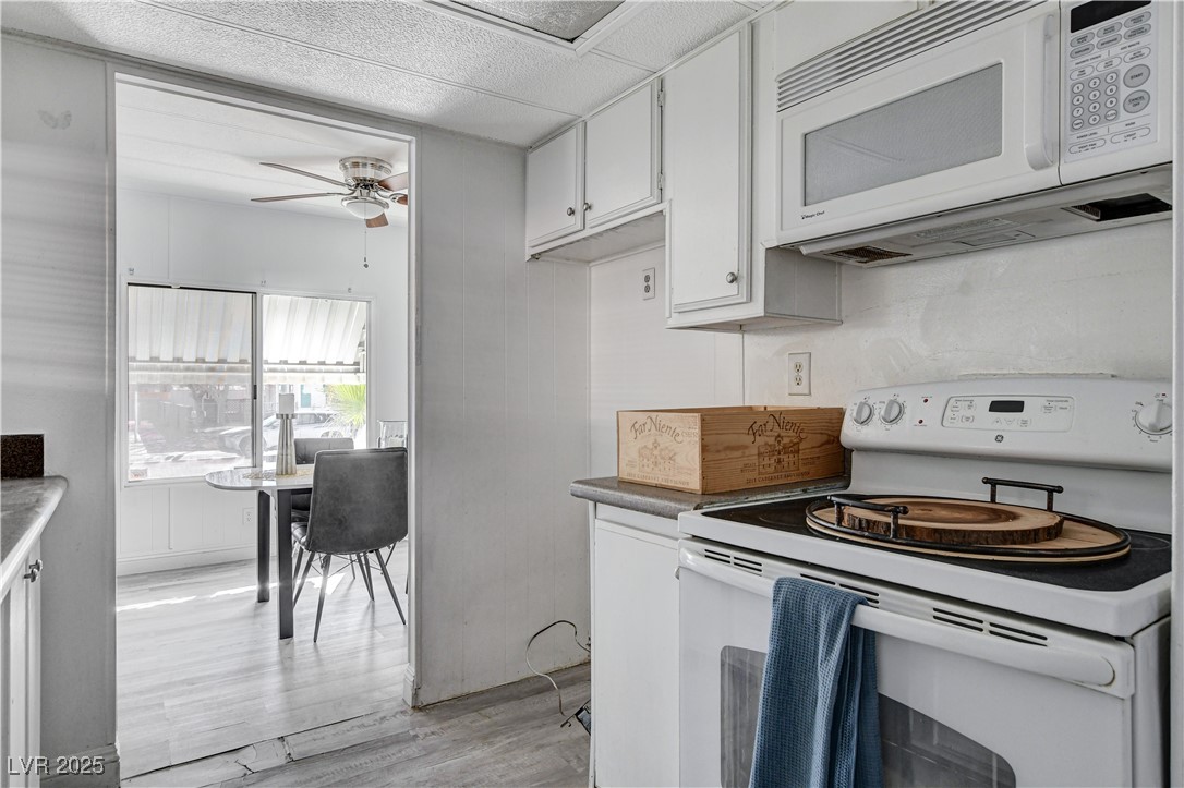 6448 Sapphire Street Property Photo 18