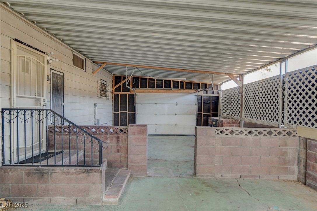6448 Sapphire Street Property Photo 37