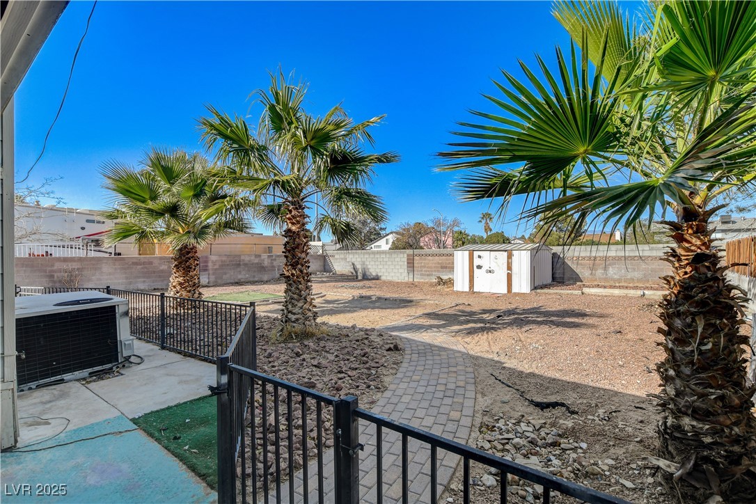 6448 Sapphire Street Property Photo 40
