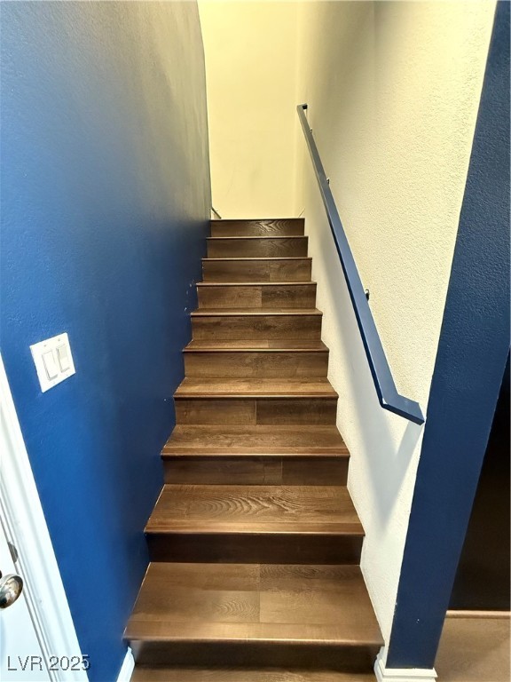 6154 Rathbone Street Property Photo 13