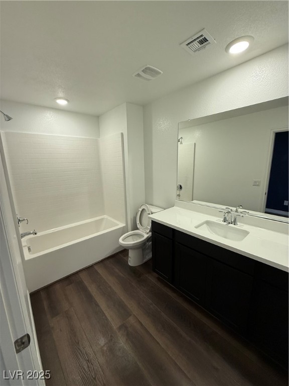6154 Rathbone Street Property Photo 17