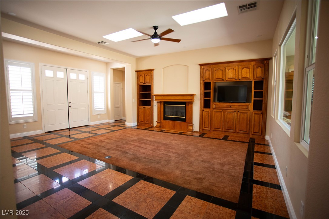 9408 Forest Edge Avenue Property Photo 9